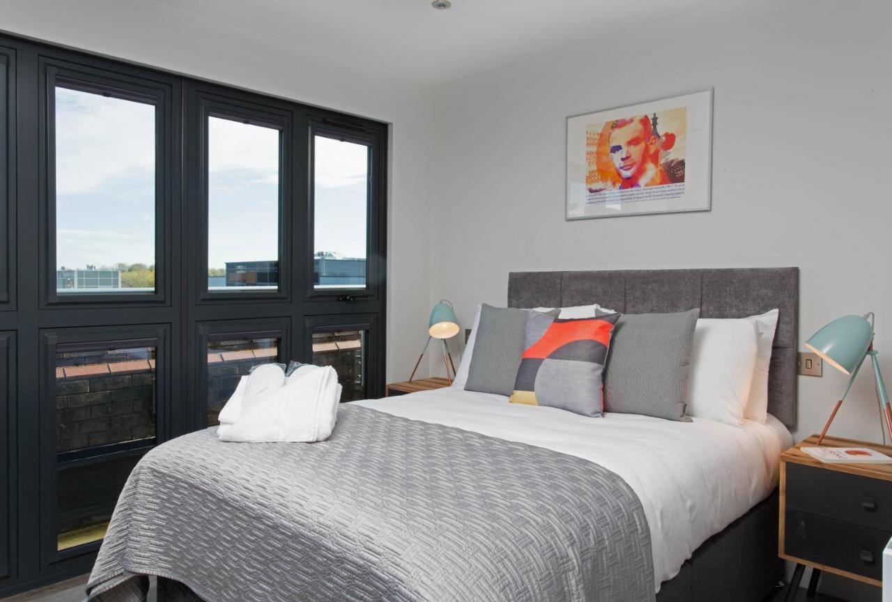 Cotels At 7Zero1 Serviced Apartments - Modern Apartments, Superfast Broadband, Free Parking, Centrally Located Milton Keynes Extérieur photo