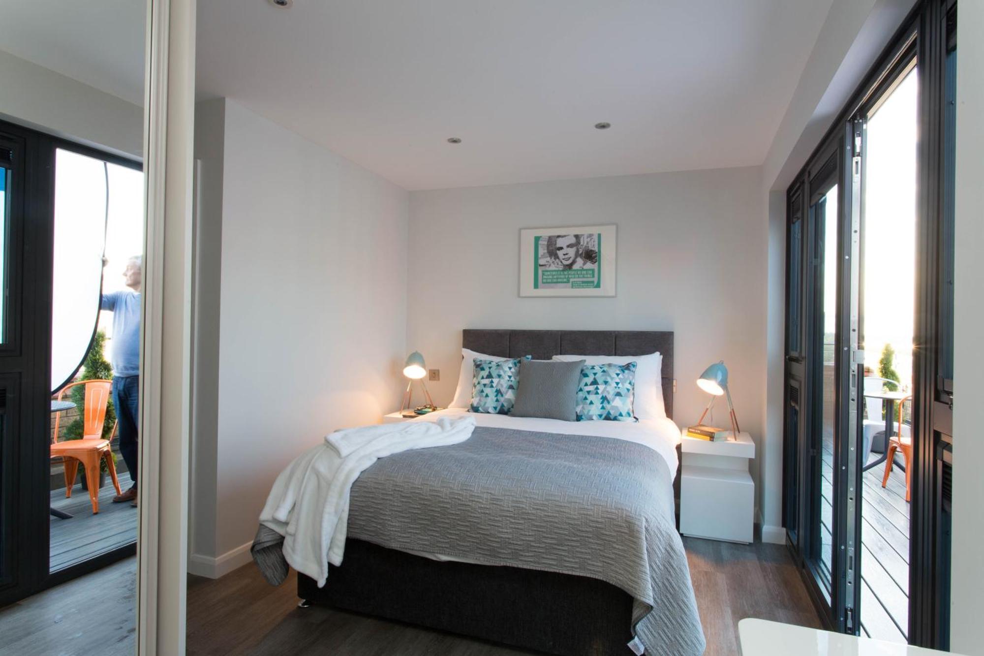 Cotels At 7Zero1 Serviced Apartments - Modern Apartments, Superfast Broadband, Free Parking, Centrally Located Milton Keynes Extérieur photo