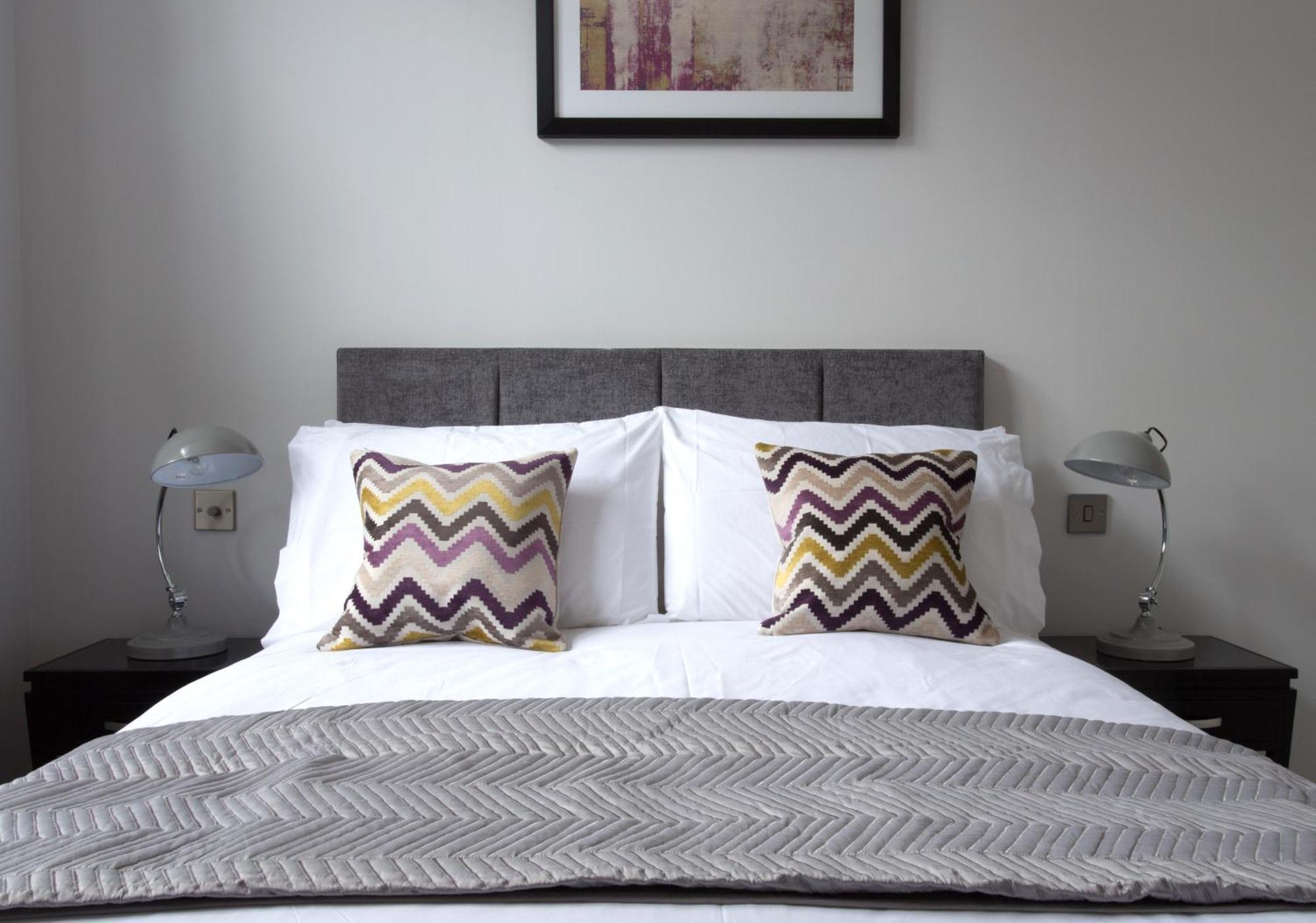 Cotels At 7Zero1 Serviced Apartments - Modern Apartments, Superfast Broadband, Free Parking, Centrally Located Milton Keynes Extérieur photo